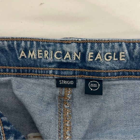 AE Strigid Women’s Sz 2 Perfect Denim Bermuda Short Comfy Stretch Waistband EUC - Picture 5 of 11